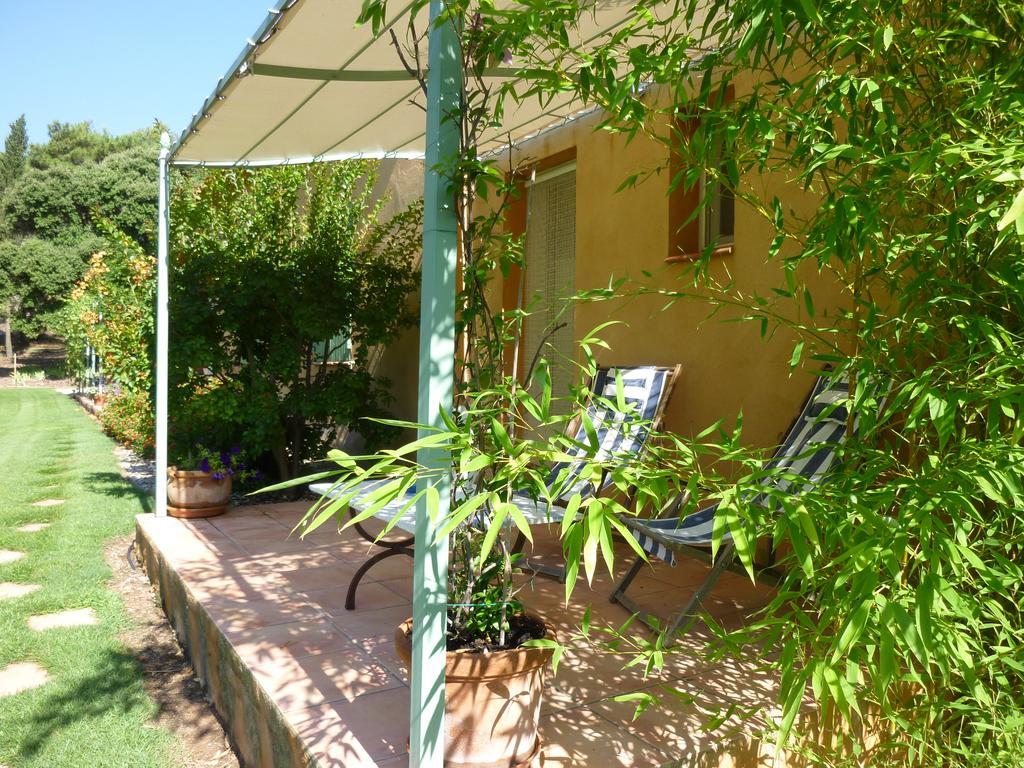 La Genestiere Bed & Breakfast Clermont-lʼHérault Екстериор снимка