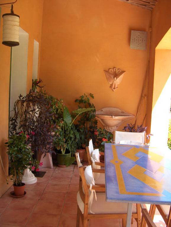 La Genestiere Bed & Breakfast Clermont-lʼHérault Екстериор снимка